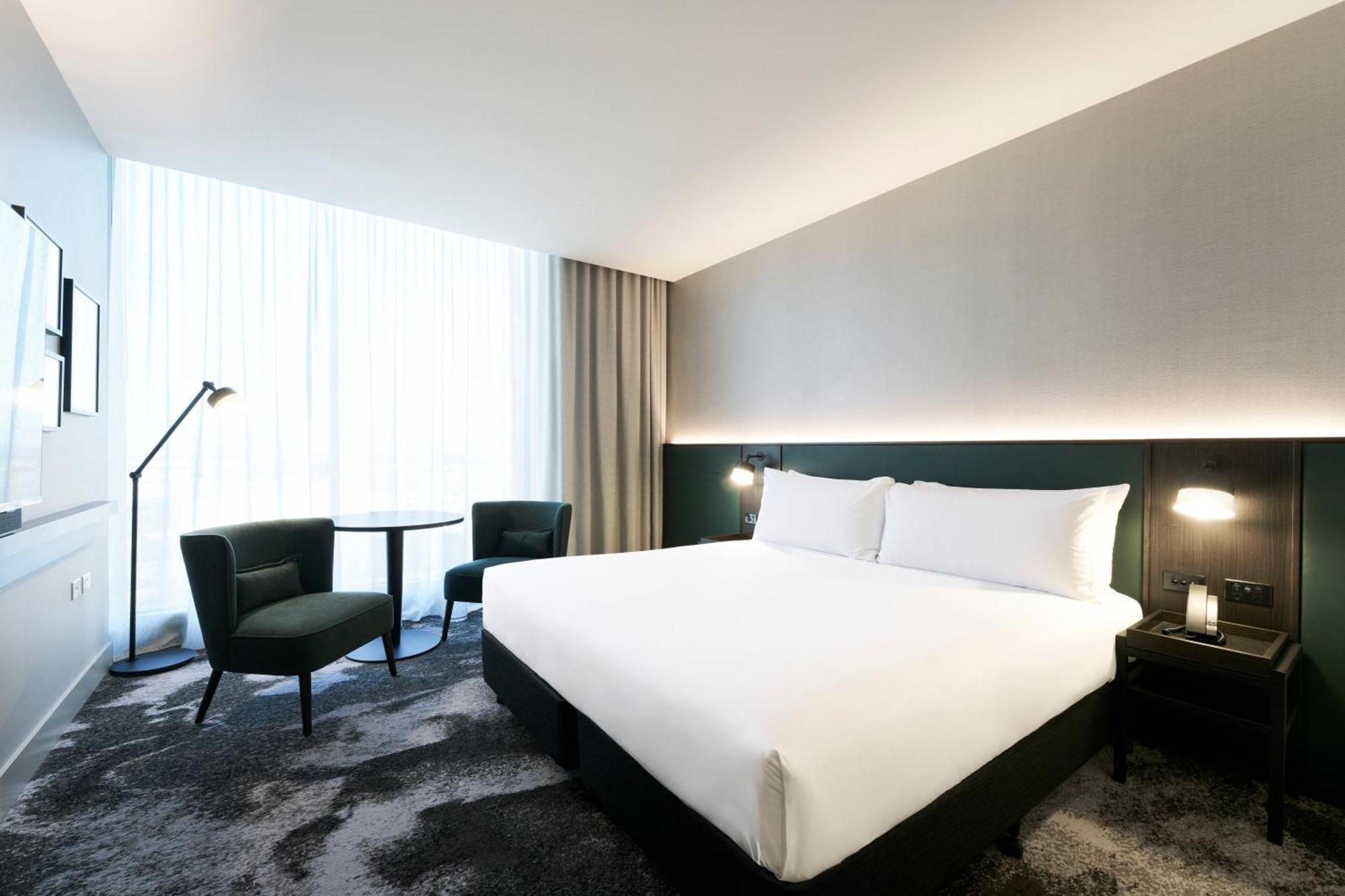 Novotel Melbourne Airport Exterior photo