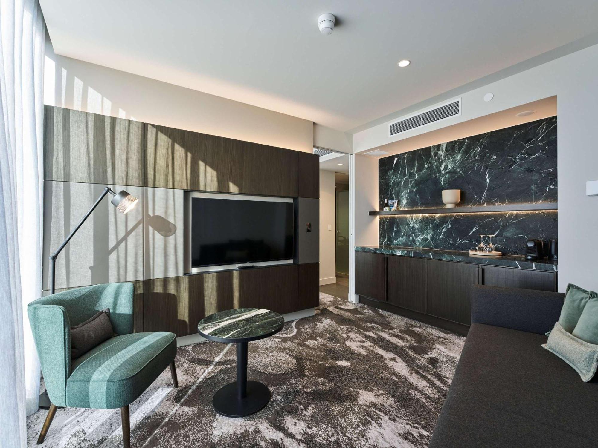 Novotel Melbourne Airport Exterior photo